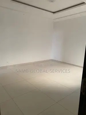 3chbre Appartement dans Yoff à Louer