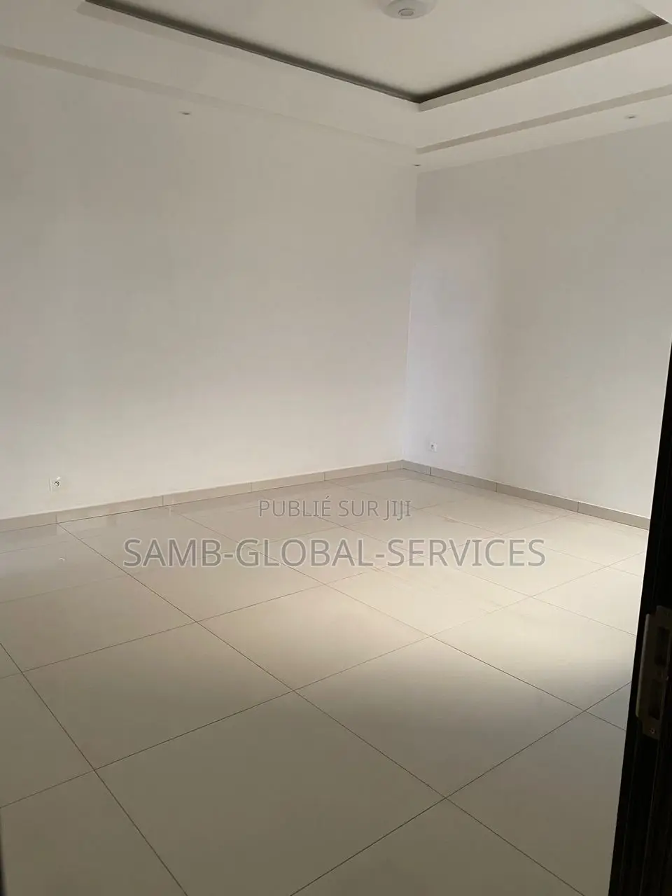 3chbre Appartement dans Yoff à Louer