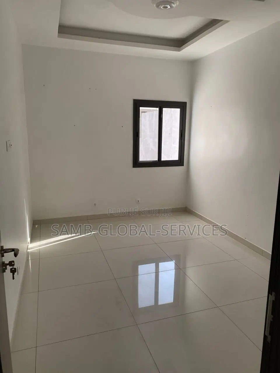 3chbre Appartement dans Yoff à Louer