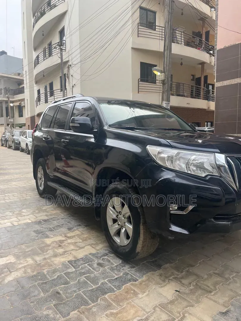 Toyota Land Cruiser Prado 2021 Noir