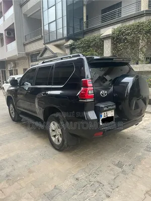Toyota Land Cruiser Prado 2021 Noir