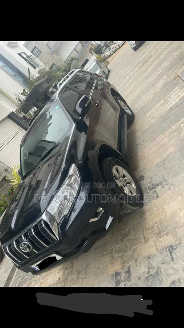 Toyota Land Cruiser Prado 2021 Noir