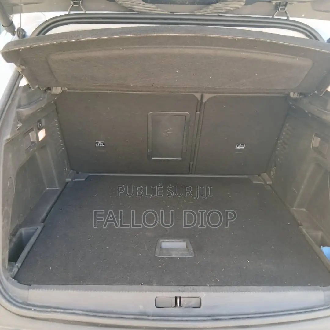 Peugeot 3008 2018 Gris