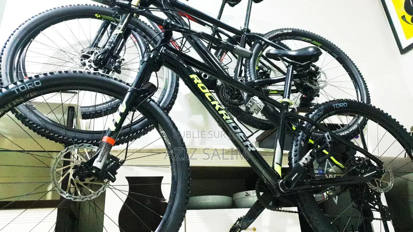 Bicyclettes VTT Rockrider Specialised