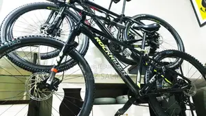 Bicyclettes VTT Rockrider Specialised