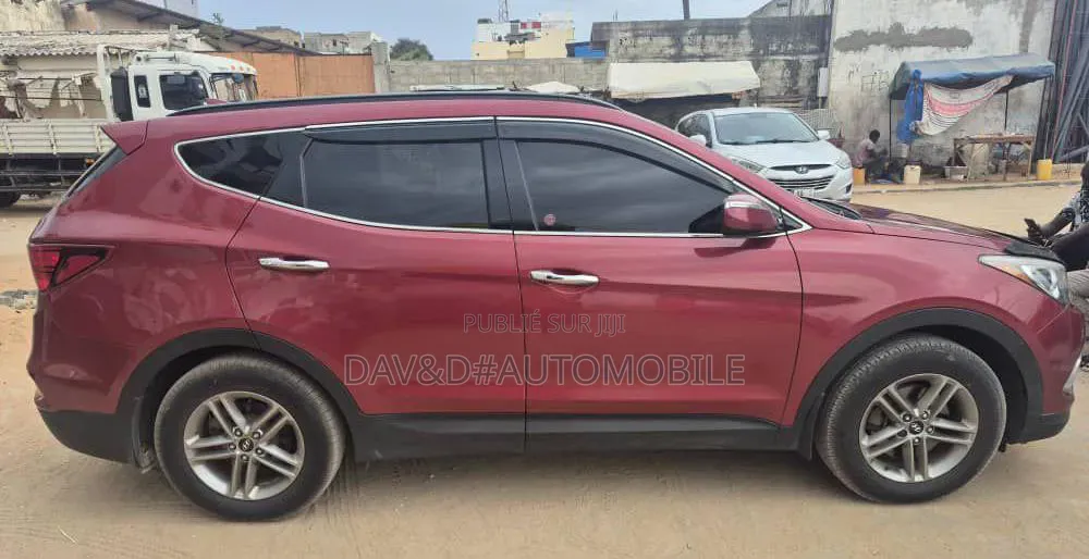 Hyundai Santa Fe 2017 Rouge