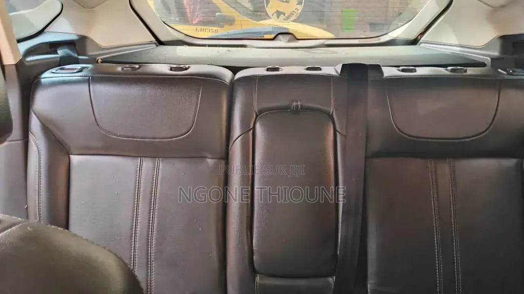 Ford Focus Titanium 4dr Sedan (2.0L 4cyl 6AM) 2014 Gris