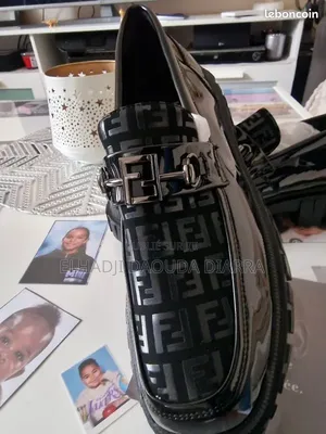 Chaussure De Ville Fendi