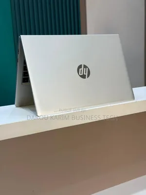 Nouveau Ordinateur portable HP ProBook 445 G9 8GB AMD Ryzen 5 SSD 256GB