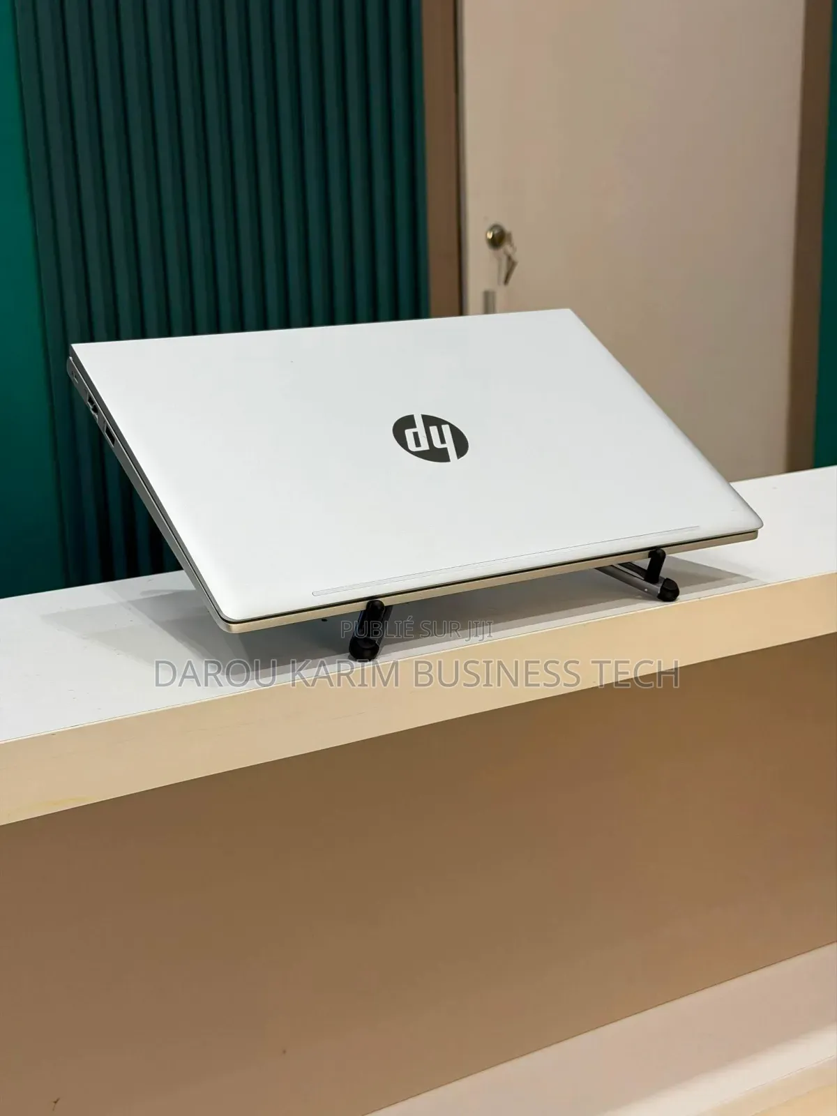 Nouveau Ordinateur portable HP ProBook 445 G9 8GB AMD Ryzen 5 SSD 256GB