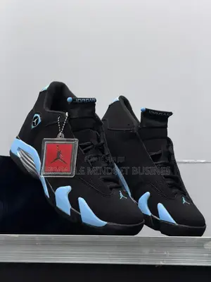 Air Jordan 14 Noir-Bleu Disponible