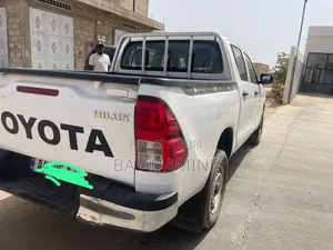 Toyota Hilux 2020 Blanc