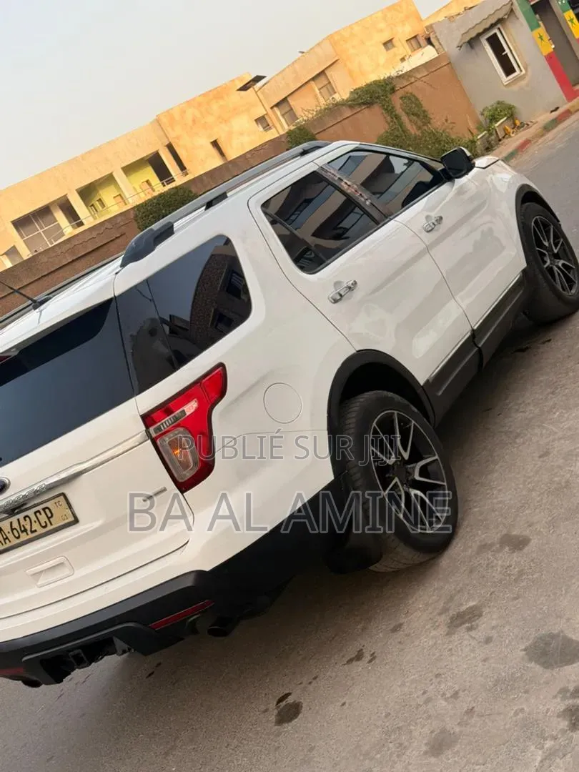Ford Explorer 2014 Blanc