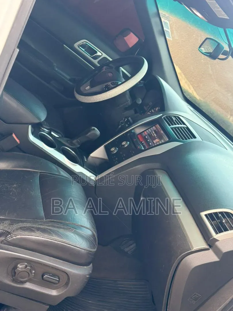 Ford Explorer 2014 Blanc