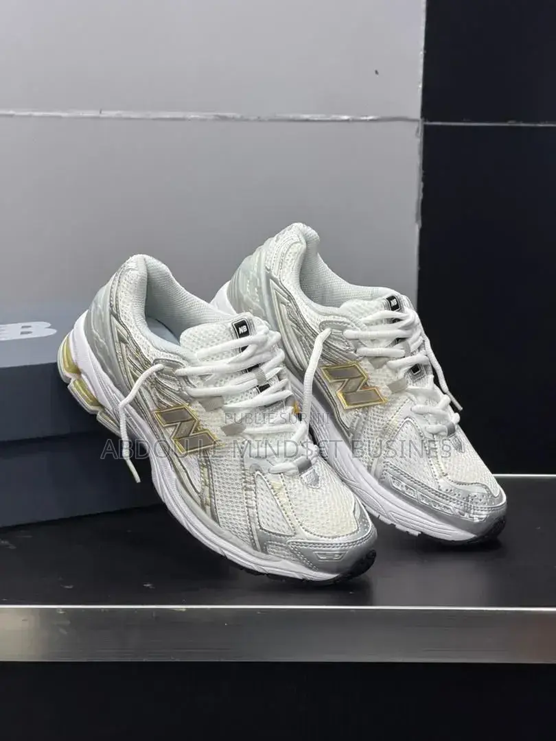 New Balance 1906 Blanc-Beige Disponible