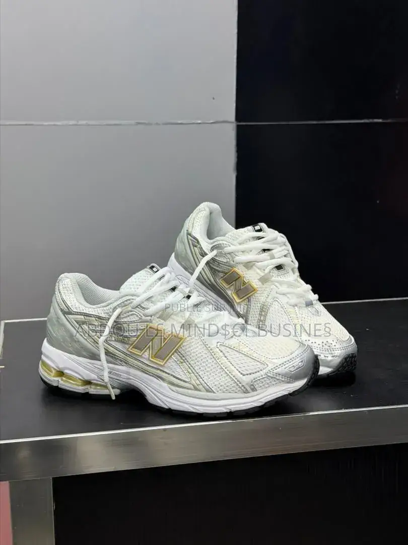 New Balance 1906 Blanc-Beige Disponible