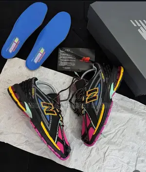 New Balance 1906 Multicolore Disponible