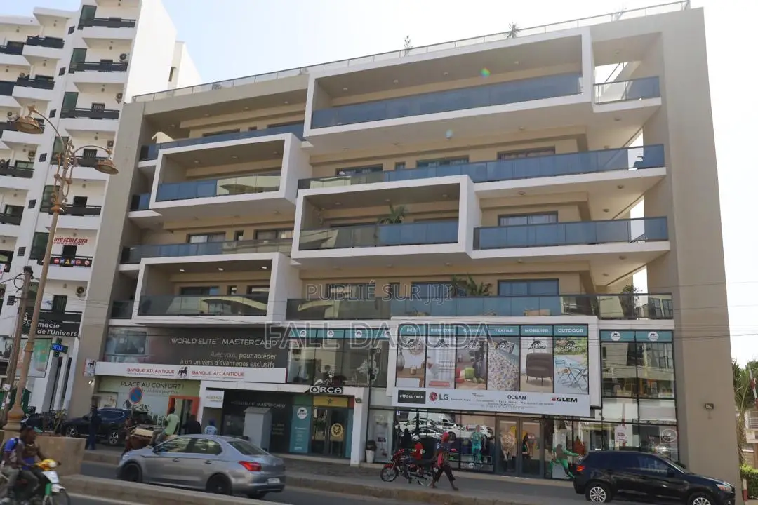 Meublé 1chbre Blocs d'appartements dans Ngor à Vendre