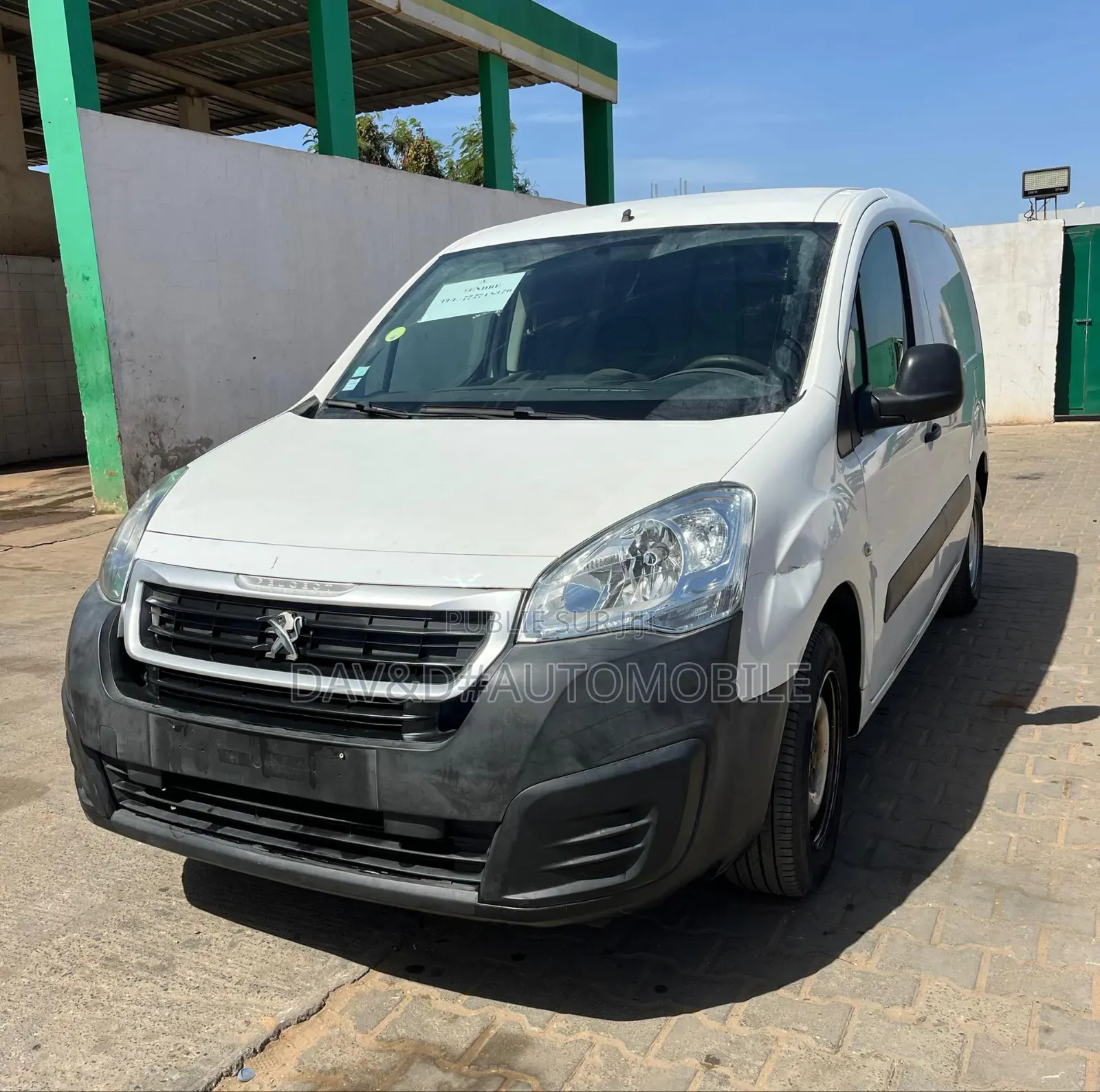 Peugeot Partenaire 2017 Blanc