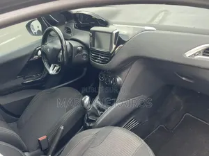 Peugeot 208 2016 Gris
