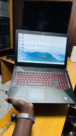Nouveau Asus TUF Dash F15 16GB Intel Core i5 SSD 512GB