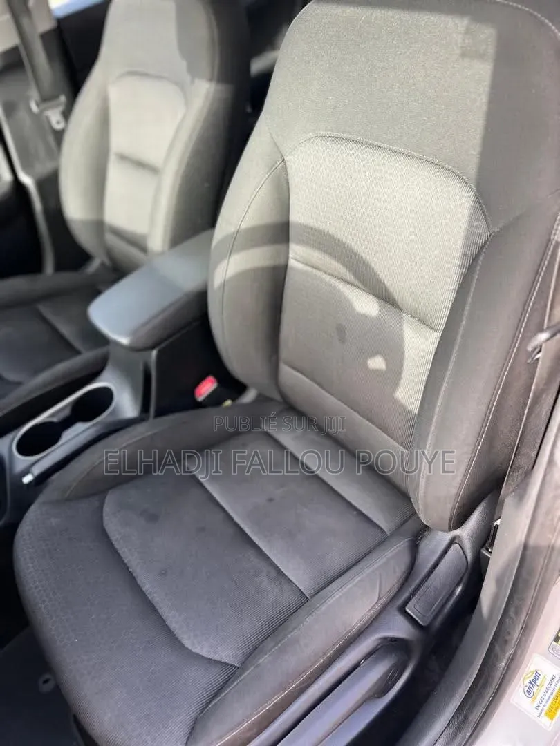 Hyundai Elantra 2018 Gris