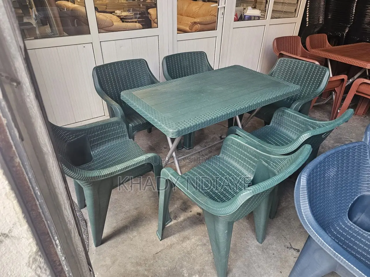 Ensemble Table À Manger en Plastique