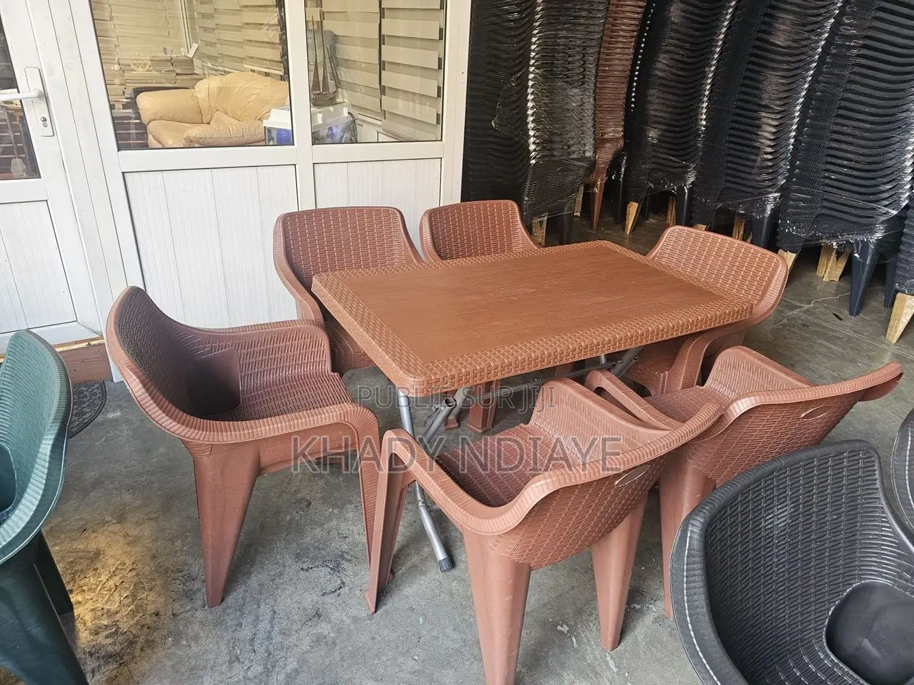 Ensemble Table À Manger en Plastique