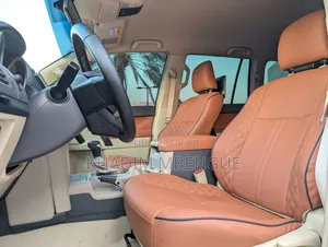 Toyota Land Cruiser Prado 2.7 2018 Noir