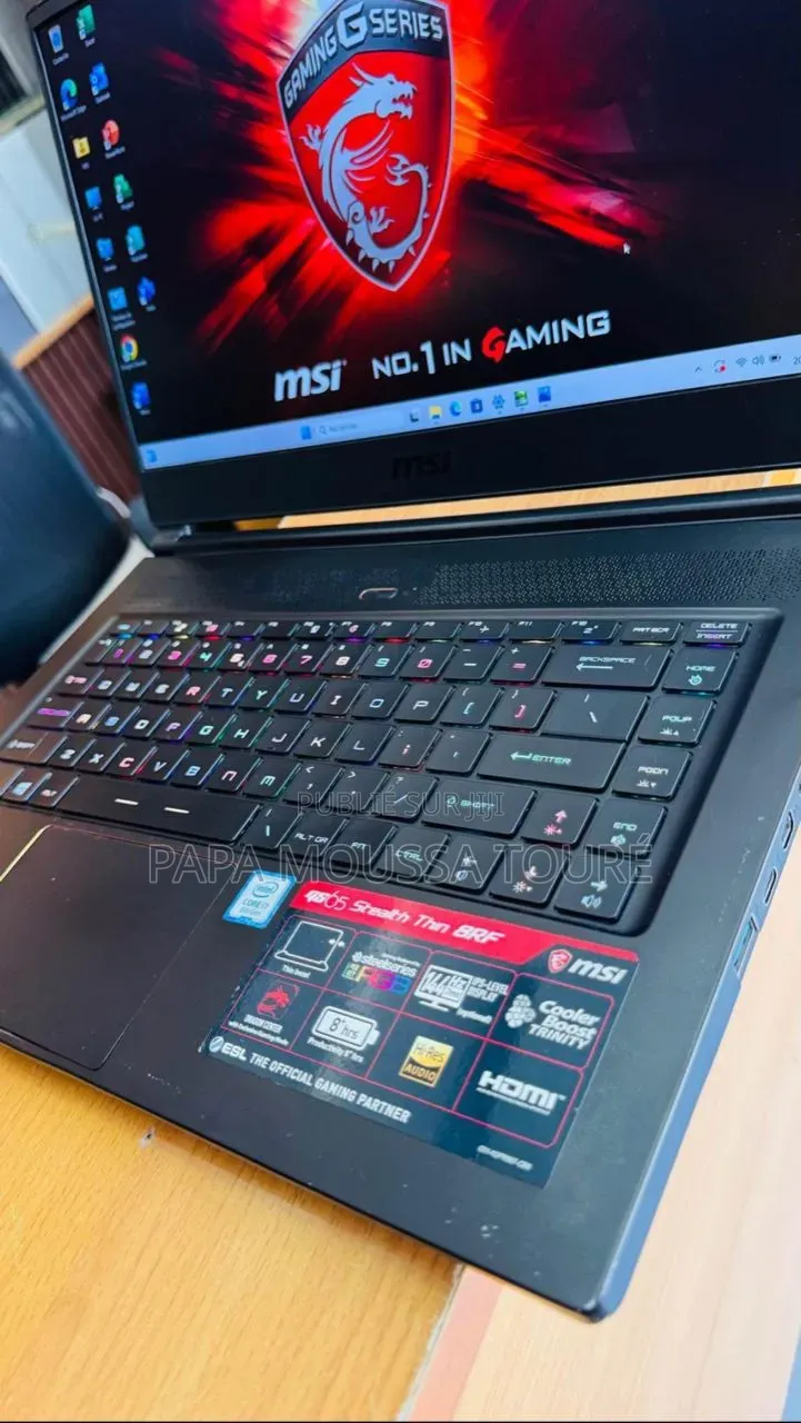 MSI GS65 Stealth Thin 8RF 32GB Intel Core i7 SSD 512GB