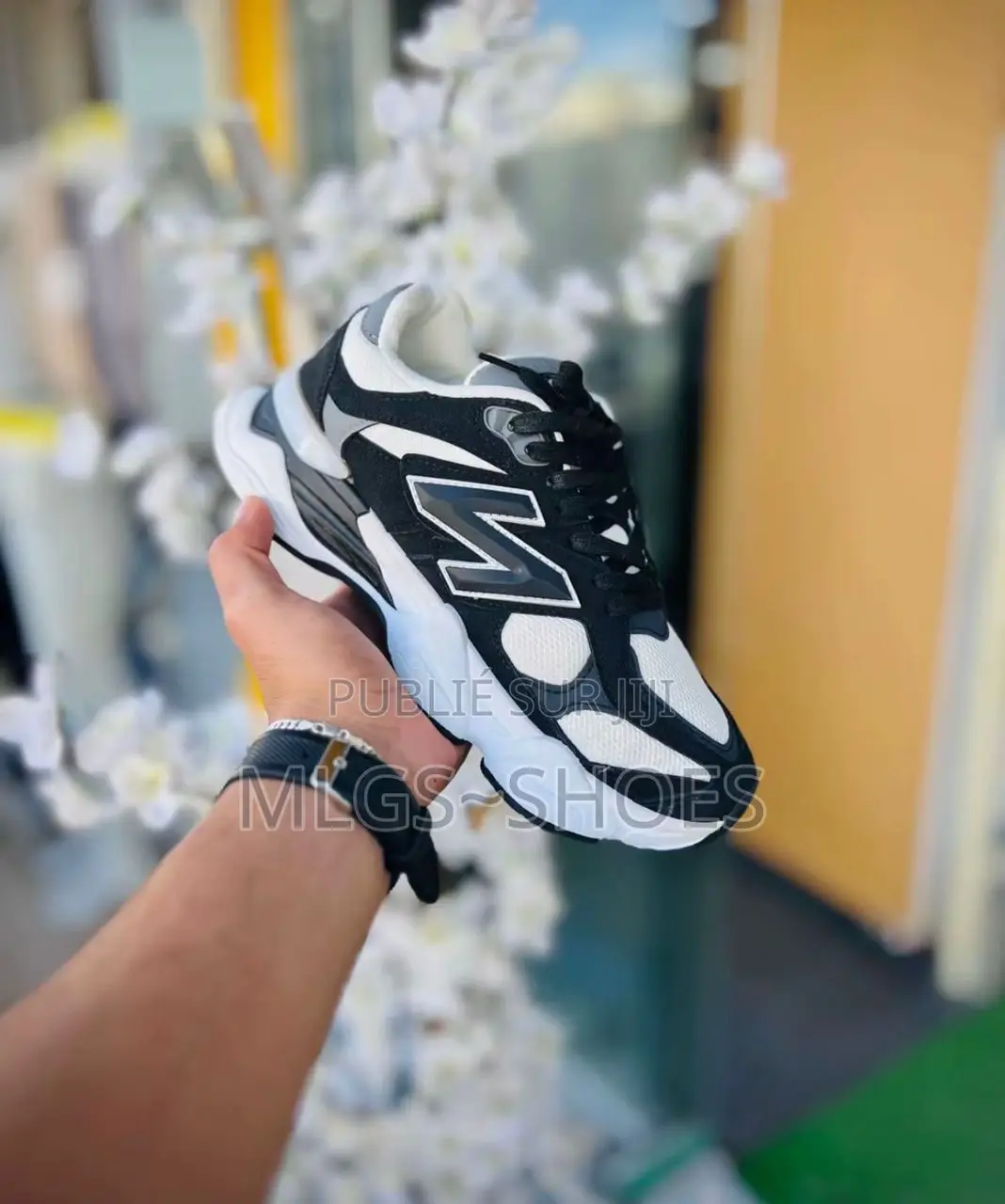 New Balance 9060 Noir Blanc