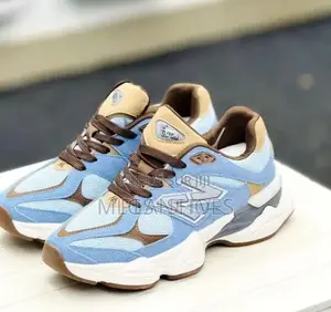 New Balance 9060 Bleu Clair