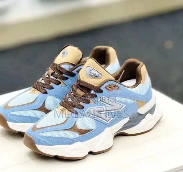New Balance 9060 Bleu Clair