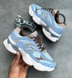 New Balance 9060 Bleu Clair