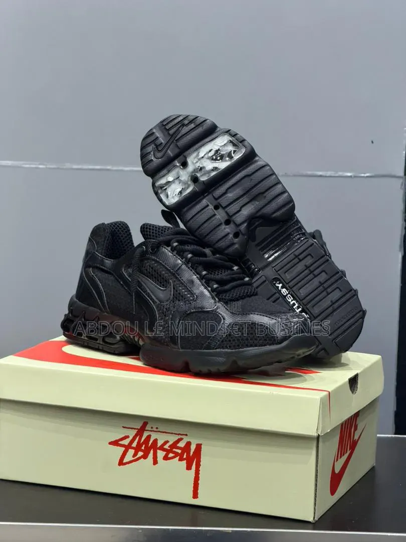 Nike Air Zoom Full Black Spiridon Disponible