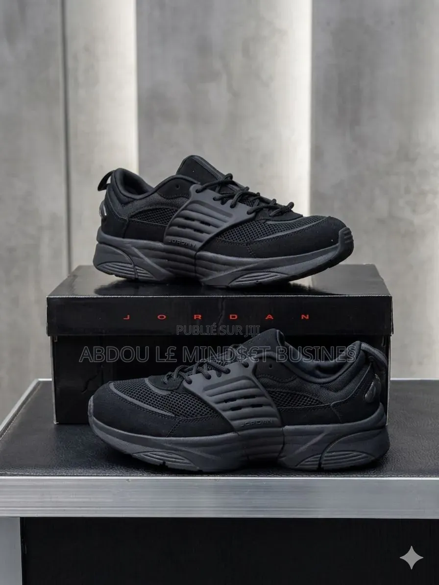 Air Jordan Trunner Full Black Disponible