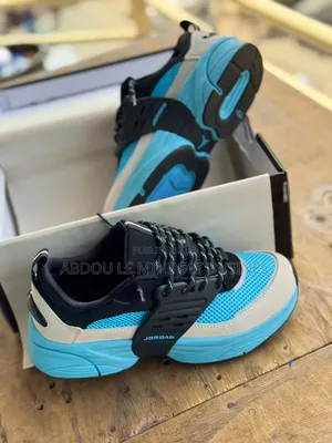 Air Jordan Trunner O/S Bleu Disponible