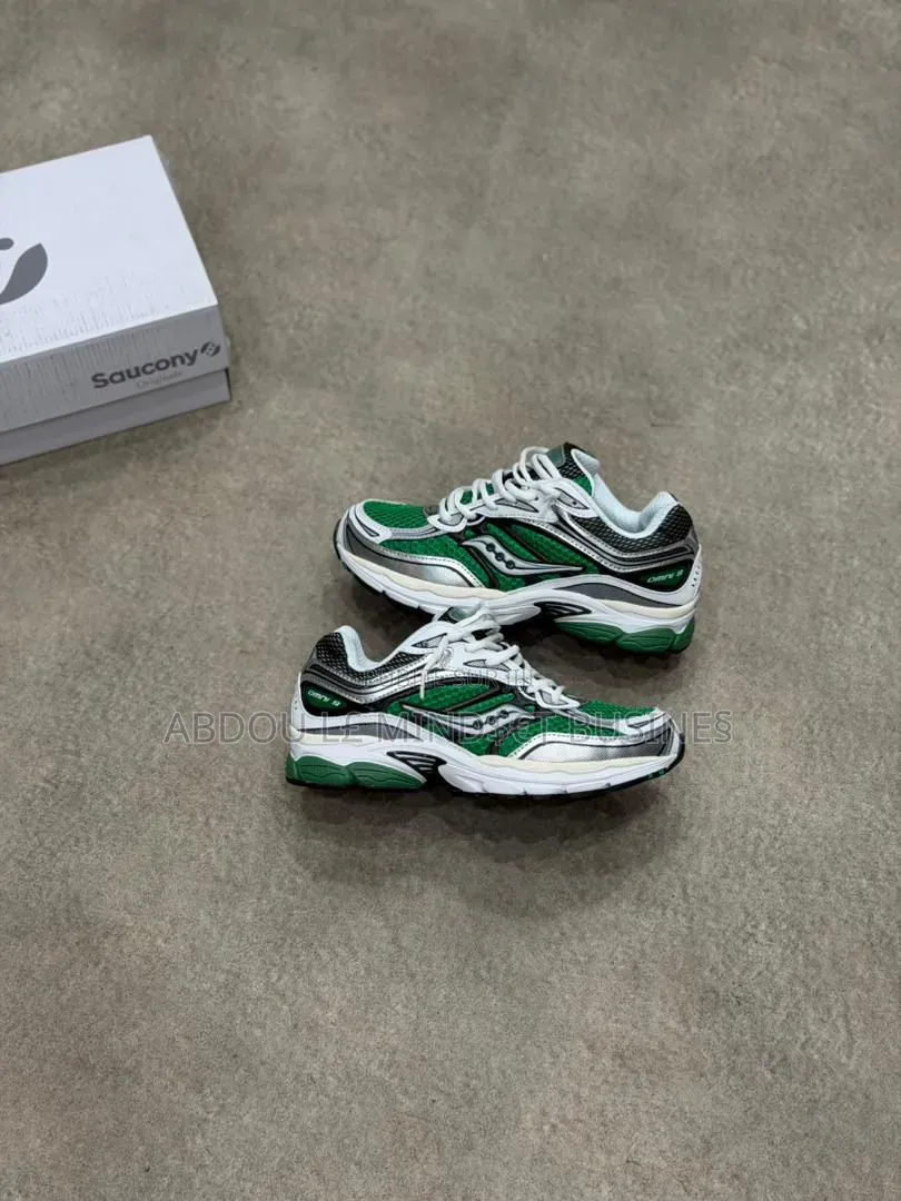 Saucony Omni 9 Vert Disponible