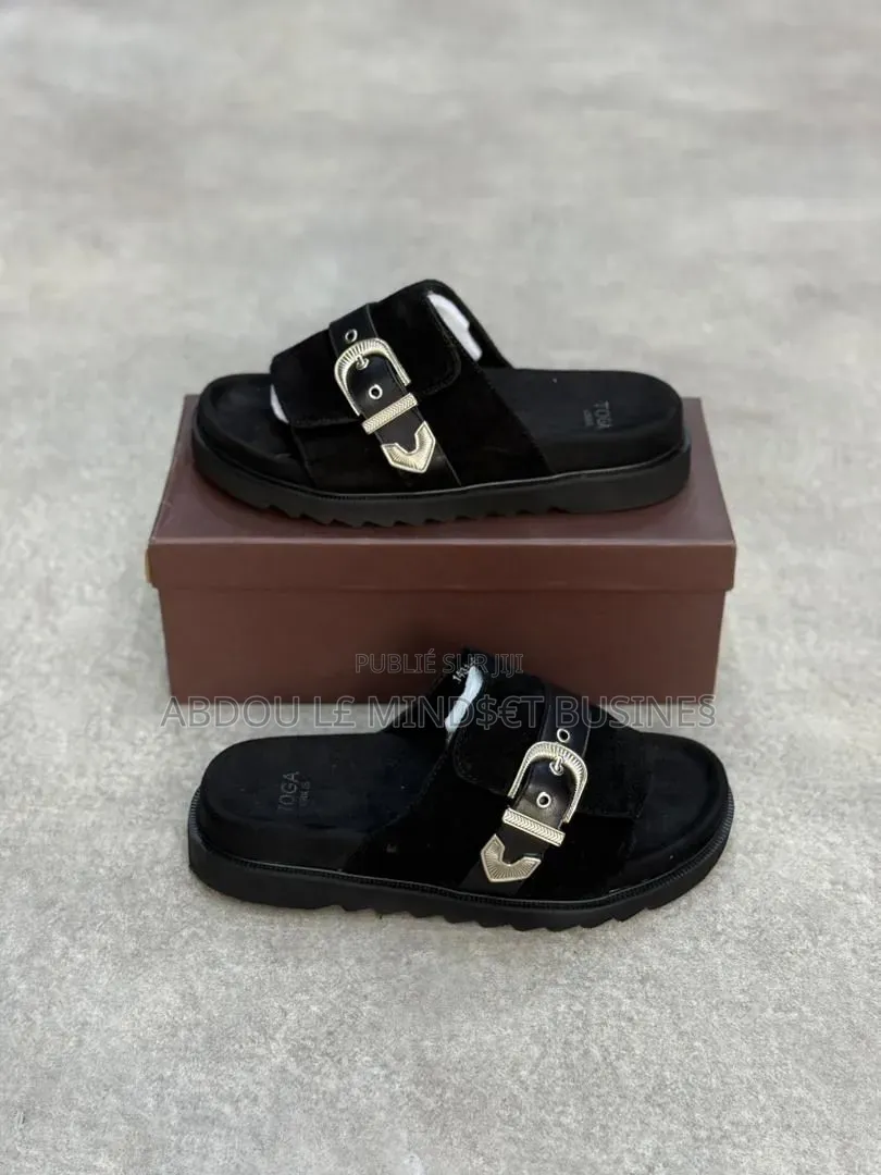 Shoes Sandal Toga Black Disponible