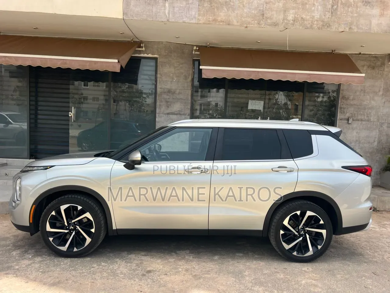 Mitsubishi Outlander 2022 Gris