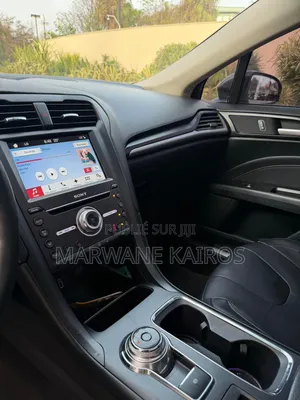 Ford Fusion 2018 Noir