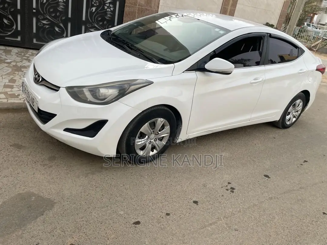 Hyundai Avante 2015 Blanc