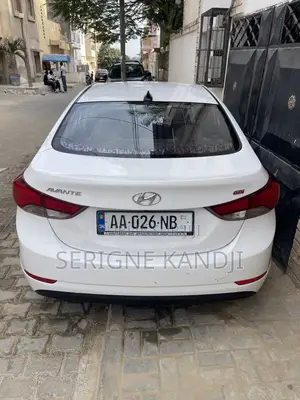 Hyundai Avante 2015 Blanc