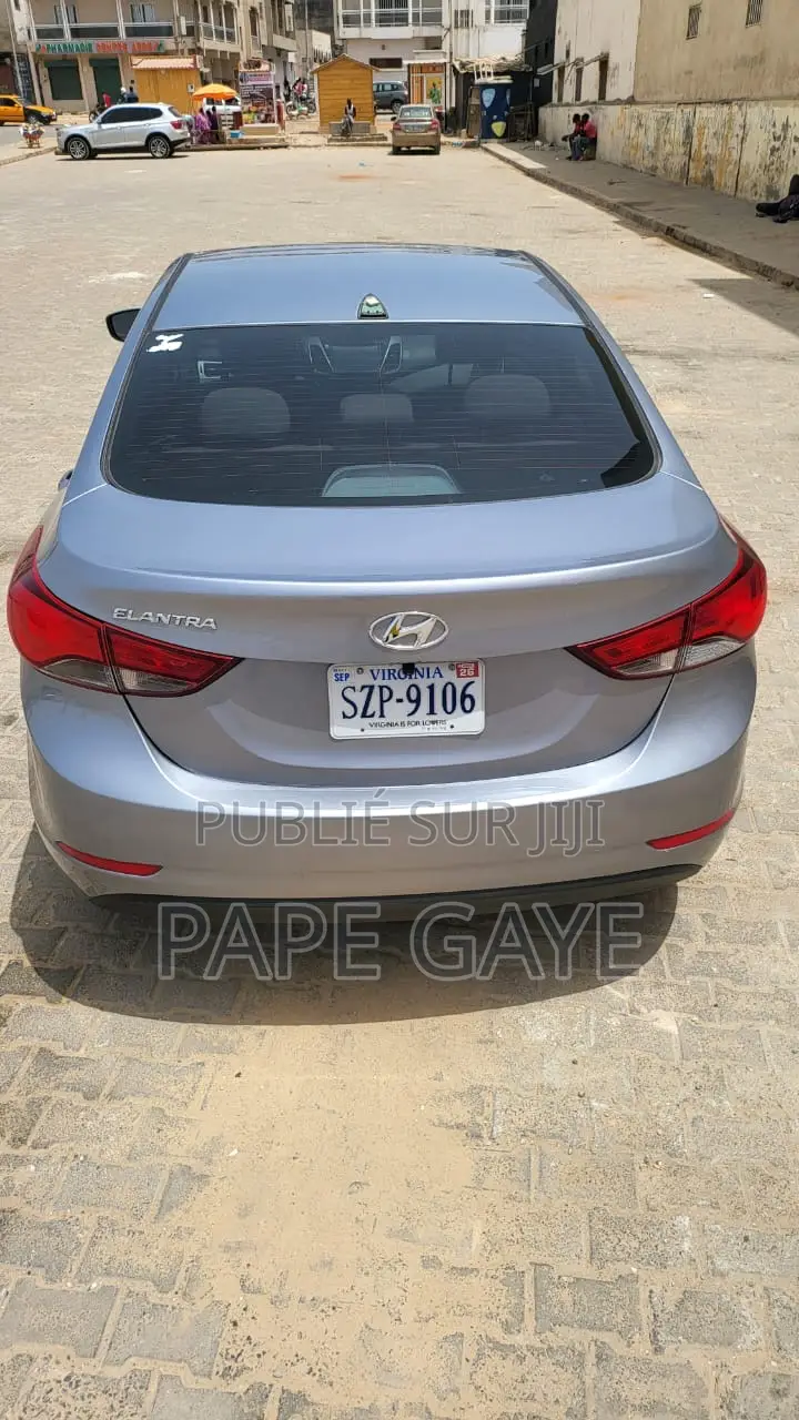 Hyundai Elantra 2016 Beige
