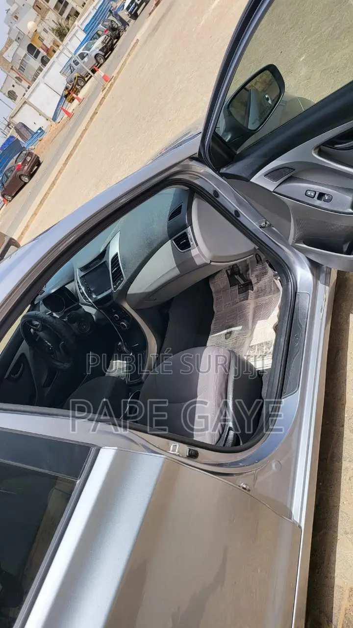 Hyundai Elantra 2016 Beige
