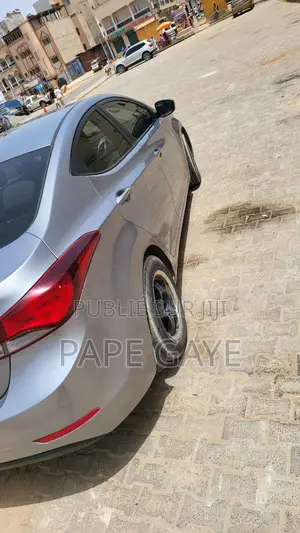 Hyundai Elantra 2016 Beige