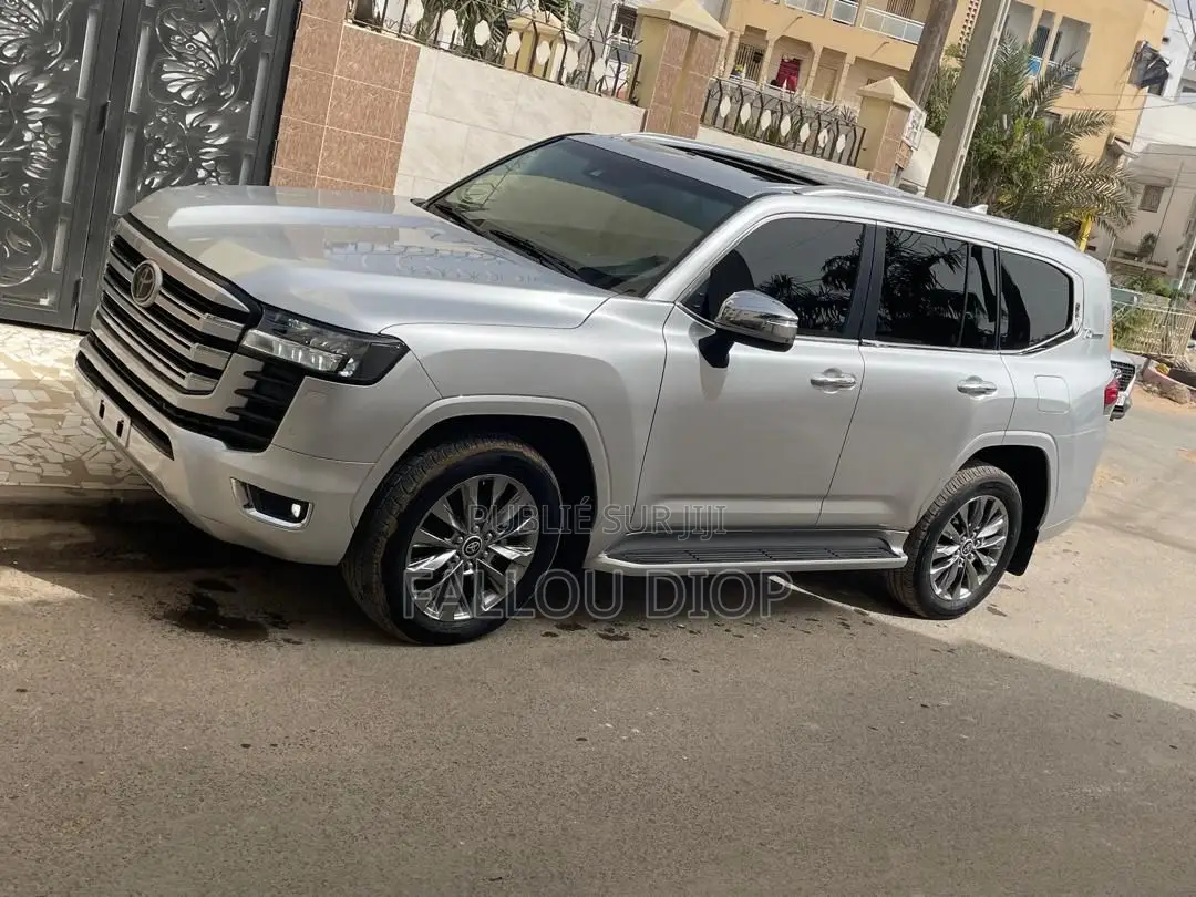 Toyota Land Cruiser Prado 2022 Gris