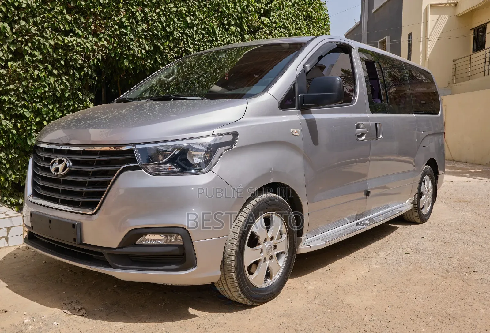 Hyundai Satellite 2019 Gris