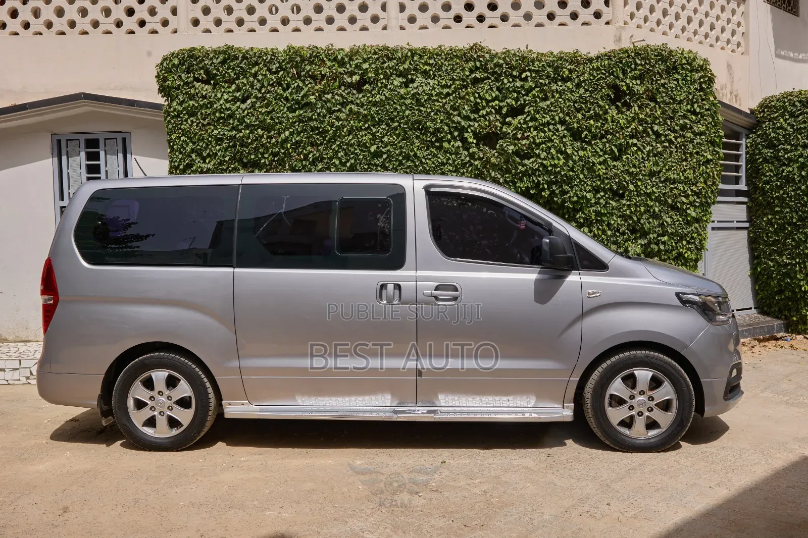 Hyundai Satellite 2019 Gris