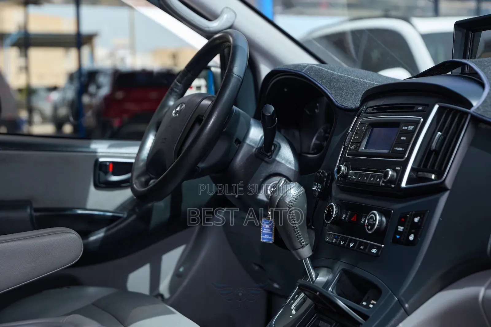 Hyundai Satellite 2017 Blanc